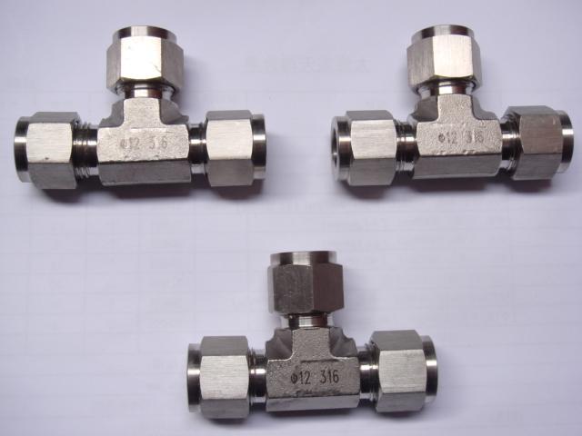 鑄件卡套接頭(tou)