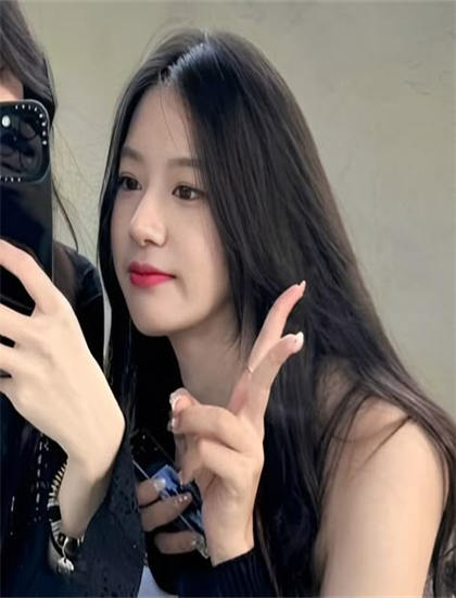 专业解读：《发情妻子的洞穴故事》的市场表现与观众反馈——艺术与技术的完美结合